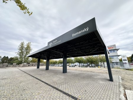 Velkokapacitní přístřešek na 6ks vozidel Velkokapacitní přístřešek na 6ks vozidel