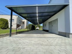 Hliníkový přístřešek na 2 vozy v barvě RAL 7016