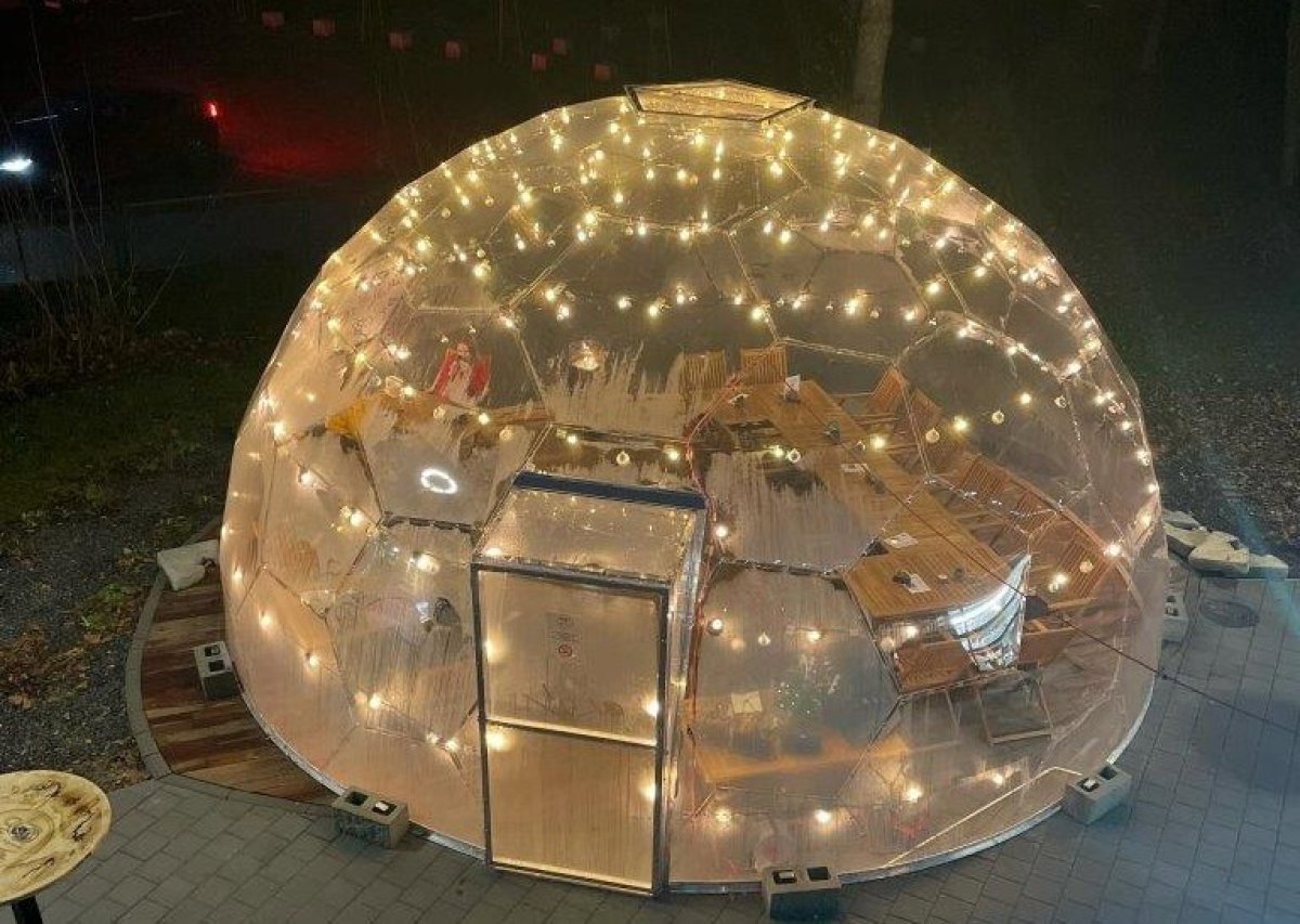 Zahradní polykarbonátová kopule